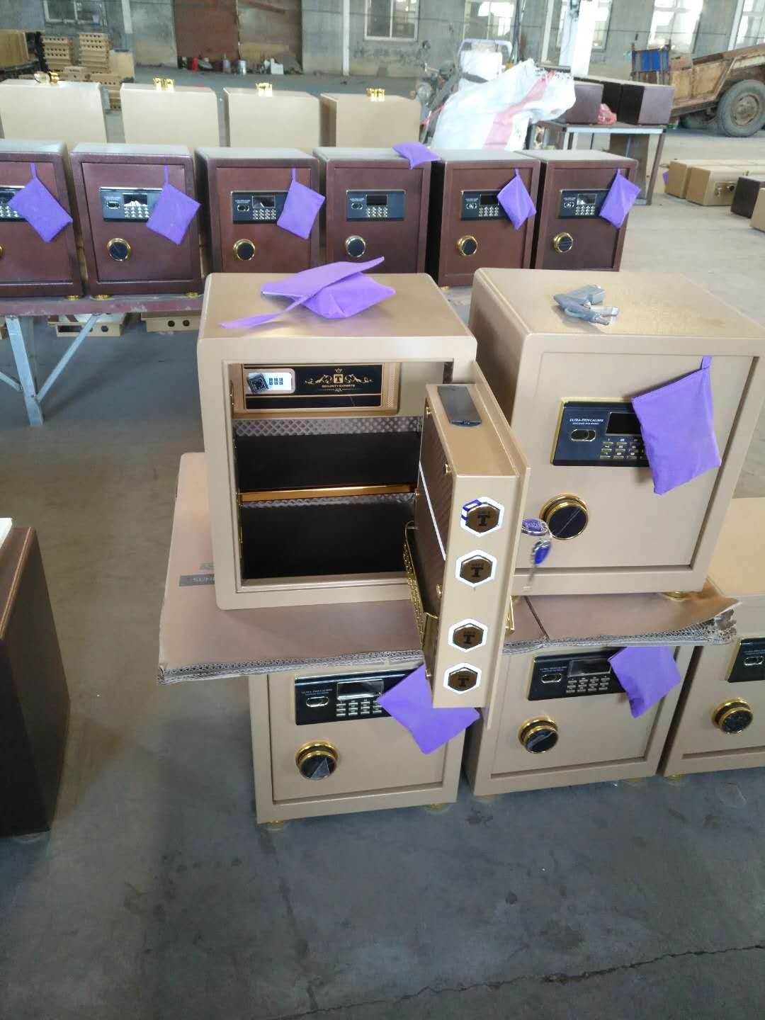 工業(yè)六偏磷酸鈉